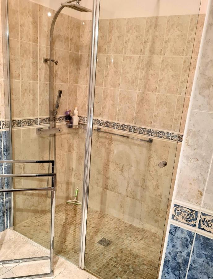 Grand Appartement 109M2 Vue Sur Quai Centre Ville,Wifi Sète Dış mekan fotoğraf